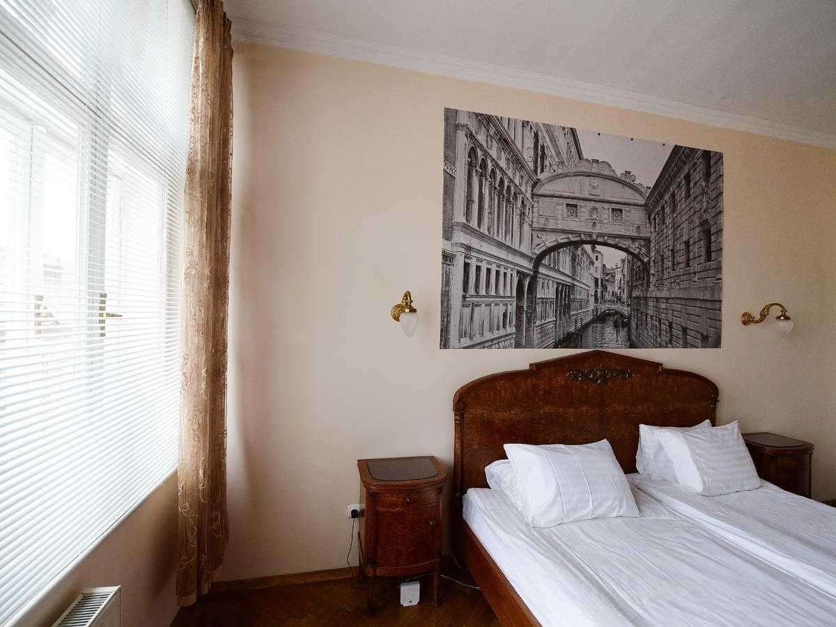 The Historical Family Nest In City Centre Львов Экстерьер фото